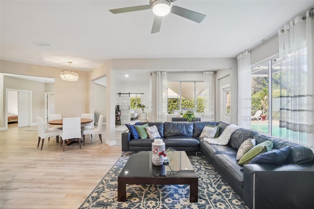 4909 Willow Ridge Terrace Valrico, FL 33596 - Photo 9 of 55