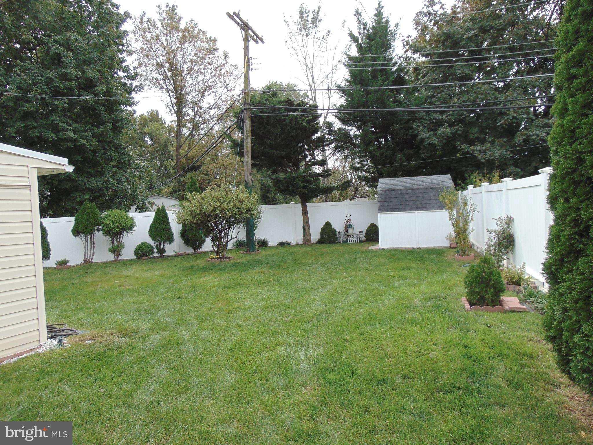 21 Cleft Rock Road Levittown, PA 19057 - Photo 19 of 54 Back Yard