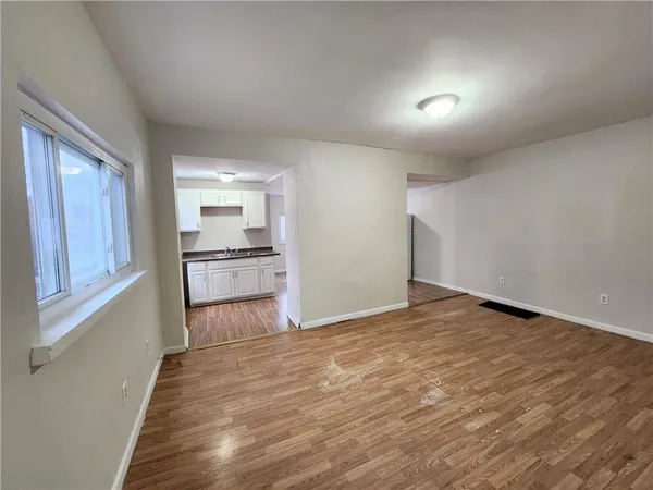 $1,200 | 2419 Banker Street, McKeesport, PA 15132