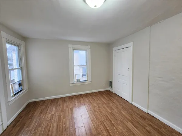 $1,200 | 2419 Banker Street, McKeesport, PA 15132