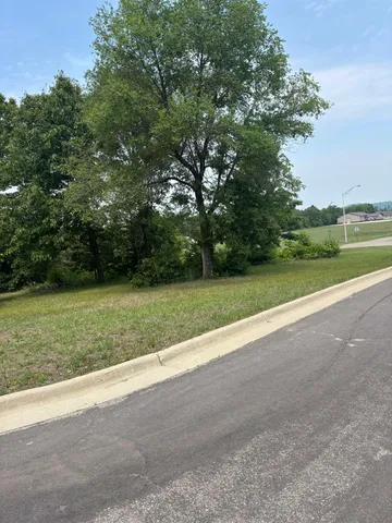 $35,500 | 115 Windsong Court, Boscobel, WI 53805