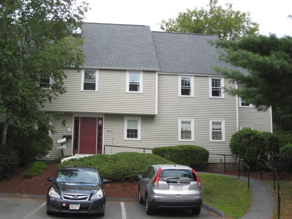 35 Bayberry Drive, Unit 35 Worcester, MA 01607 - Photo 3 of 22