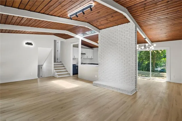 $550,900 | 3333 Thornewood Drive, Atlanta, GA 30340