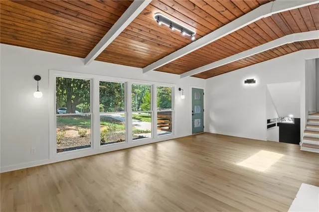 $550,900 | 3333 Thornewood Drive, Atlanta, GA 30340