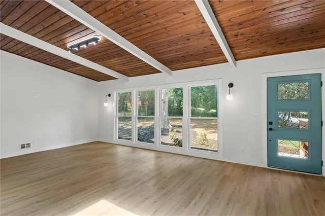 $550,900 | 3333 Thornewood Drive, Atlanta, GA 30340