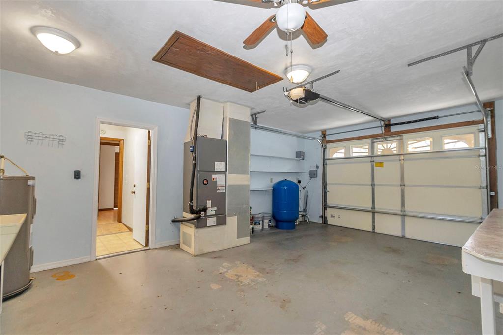 18012 Southwest 68th Loop Dunnellon, FL 34432 - Photo 38 of 60 a view of a livingroom with furniture and chandelier fan