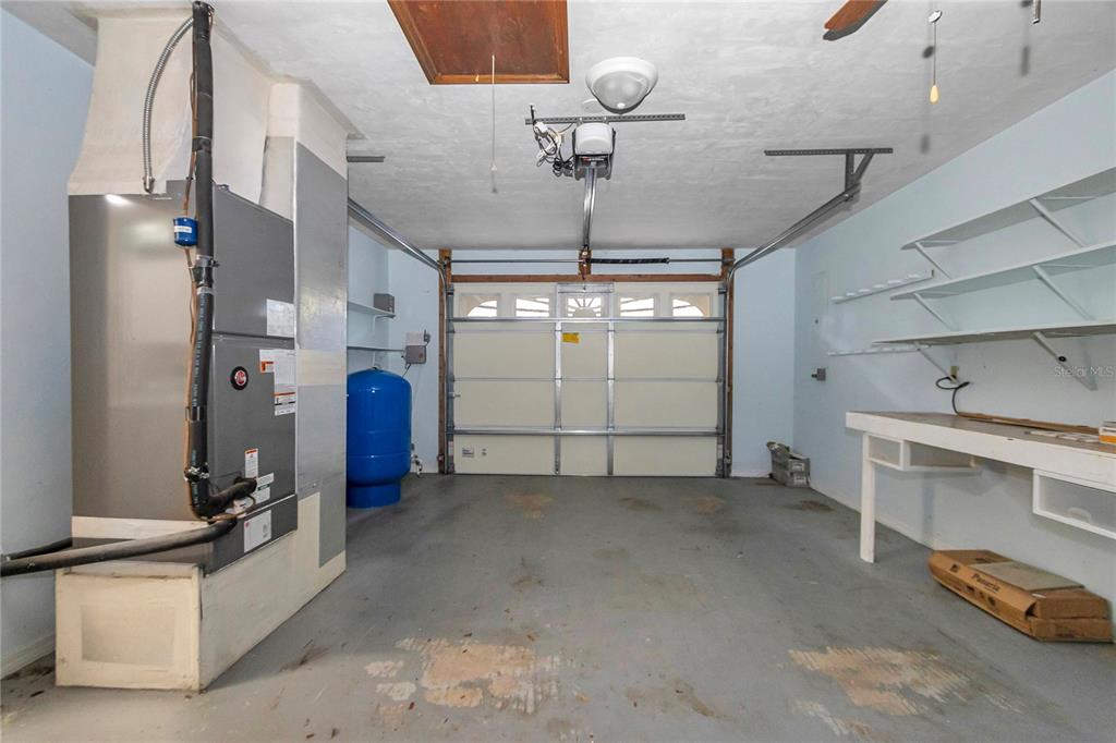 18012 Southwest 68th Loop Dunnellon, FL 34432 - Photo 39 of 60 a view of a garage