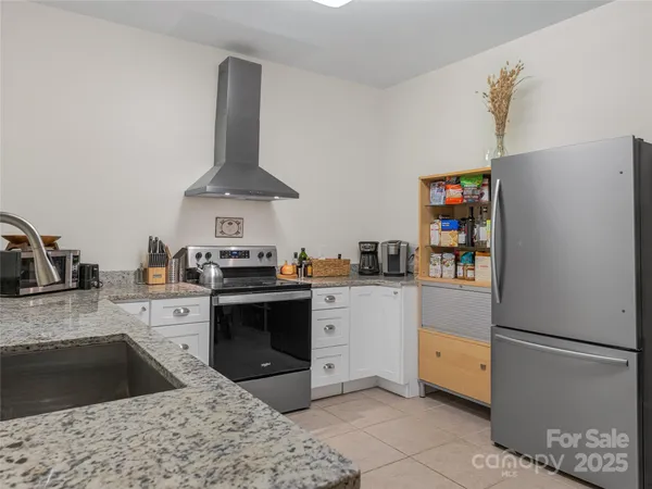 $799,000 | 113 Ballantree Drive, Asheville, NC 28803