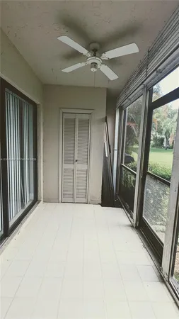 $3,100 | 460 Lakeview Drive, Unit 4, Weston, FL 33326