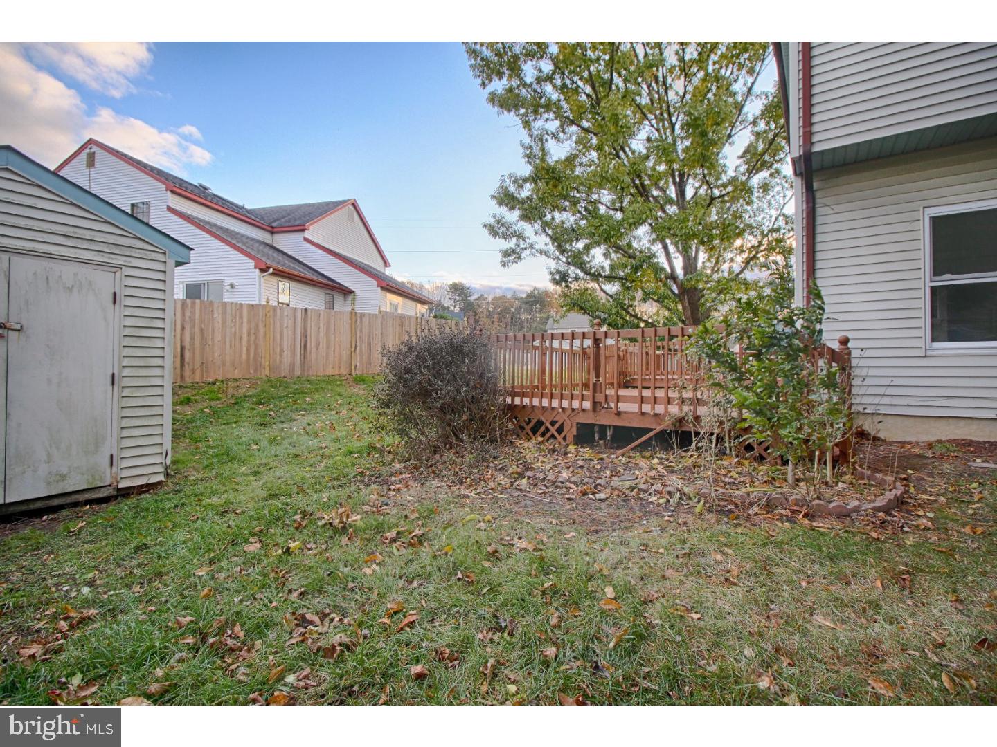 12 Stratford Road Clementon, NJ 08021 - Photo 3 of 25