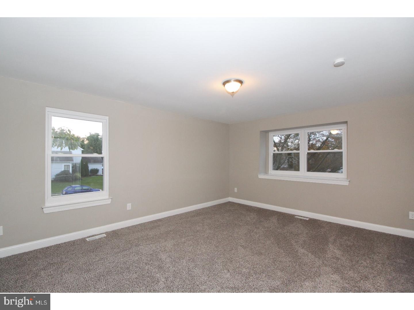 12 Stratford Road Clementon, NJ 08021 - Photo 22 of 25