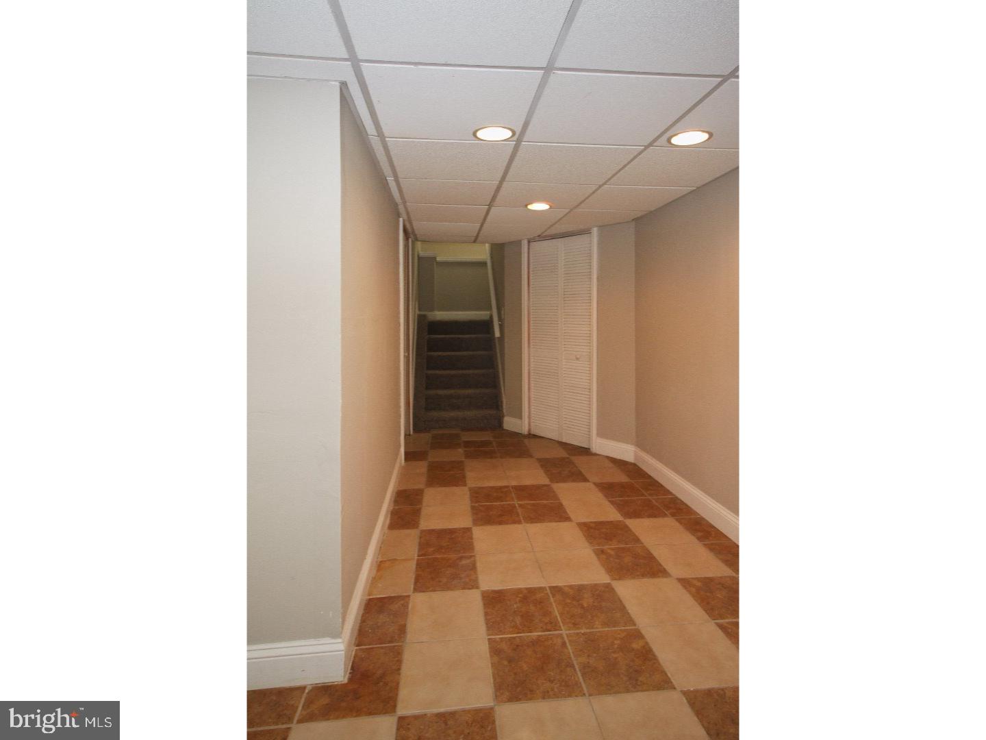 12 Stratford Road Clementon, NJ 08021 - Photo 8 of 25