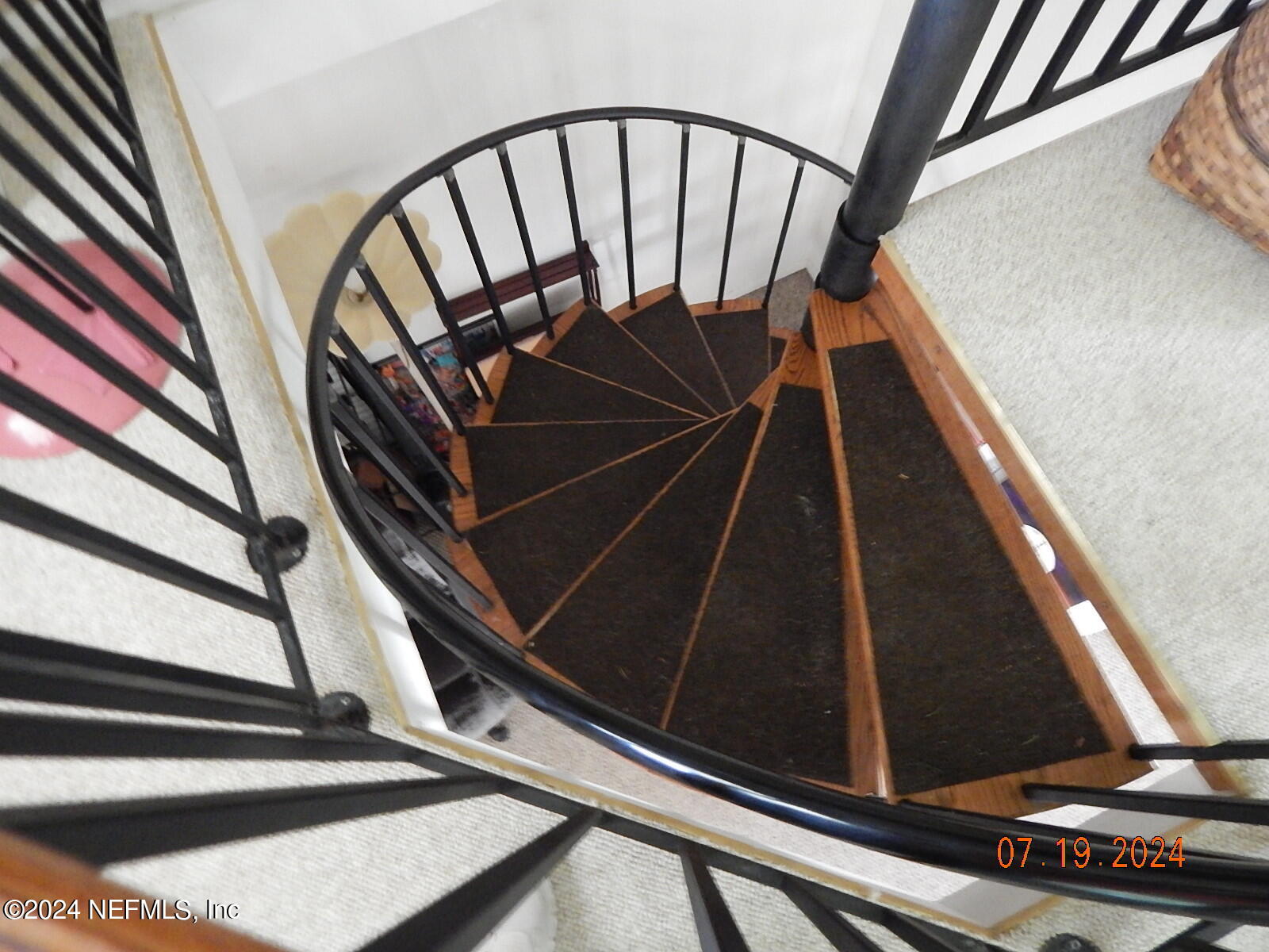 116 River Road Satsuma, FL 32189 - Photo 35 of 43 Spiral stairs