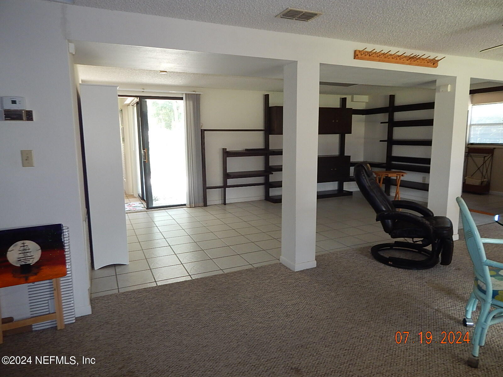 116 River Road Satsuma, FL 32189 - Photo 37 of 43 First floor great room