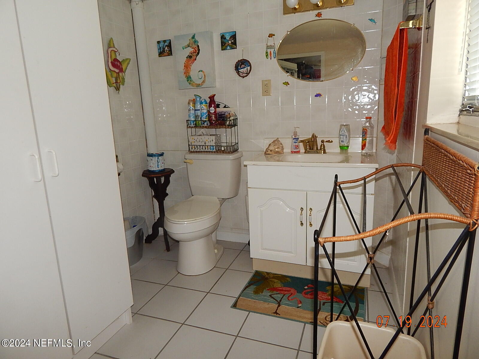 116 River Road Satsuma, FL 32189 - Photo 40 of 43 Half bath downstairs