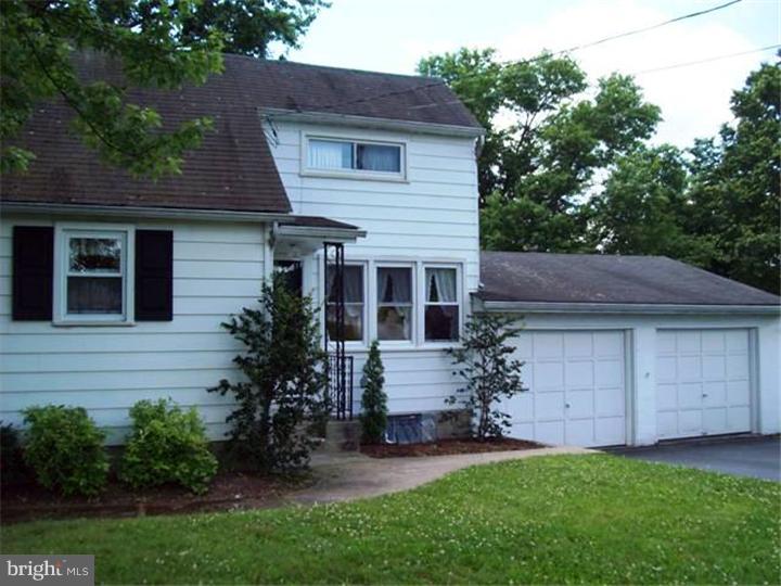 892 Buchert Road Pottstown, PA 19464 - Photo 2 of 25 Gallery Image 2
