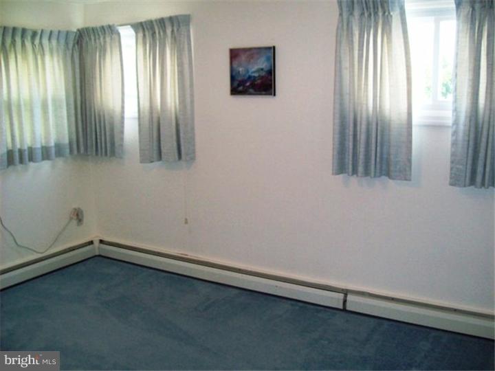 892 Buchert Road Pottstown, PA 19464 - Photo 16 of 25 Gallery Image 16