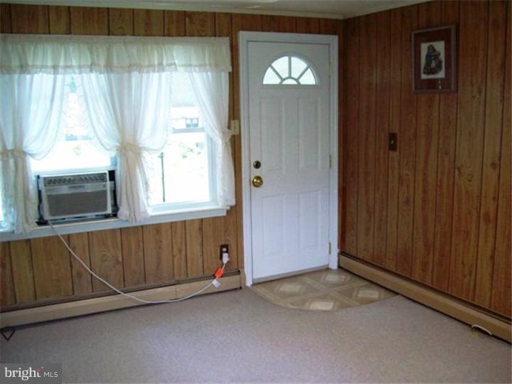 892 Buchert Road Pottstown, PA 19464 - Photo 8 of 25 Gallery Image 8