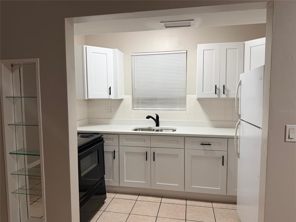 1233 Newhope Road Spring Hill, FL 34606 - Photo 6 of 10