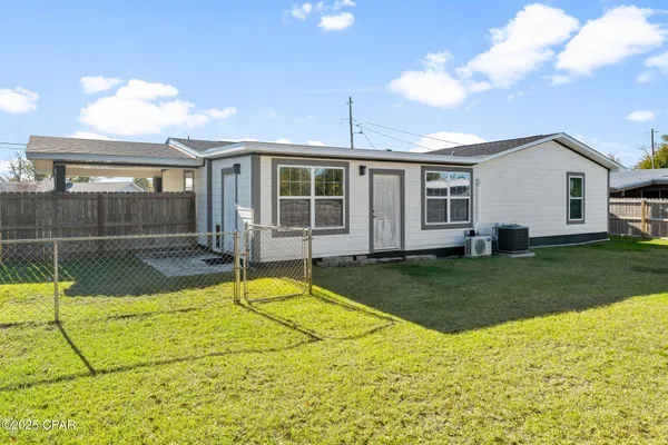 $2,300 | 1208 Yale Avenue, Unit 1208, Panama City, FL 32405