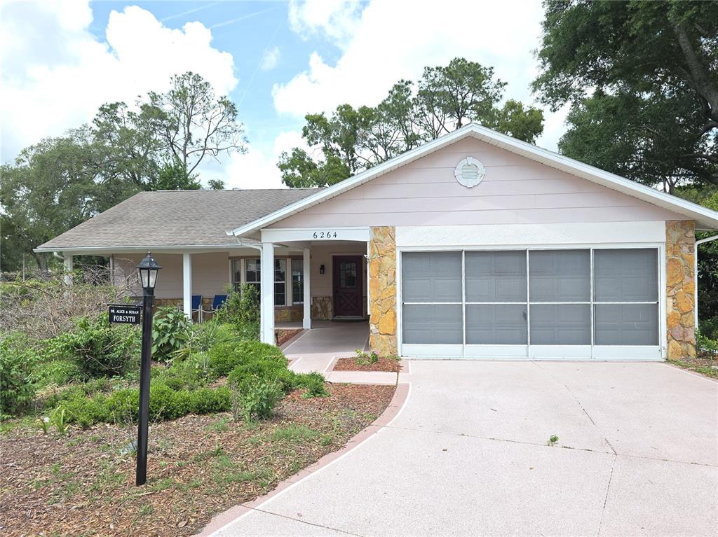 6264 Darien Way Spring Hill, FL 34606 - Photo 1 of 23