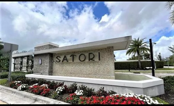 $1,369,000 | 8810 Northwest 155th Terrace, Miami Lakes, FL 33018