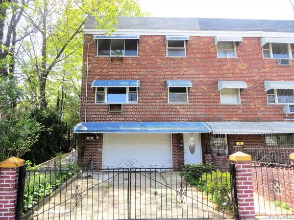 $3,454 | 3521 Tiemann Avenue, Unit 2 | Williamsbridge
