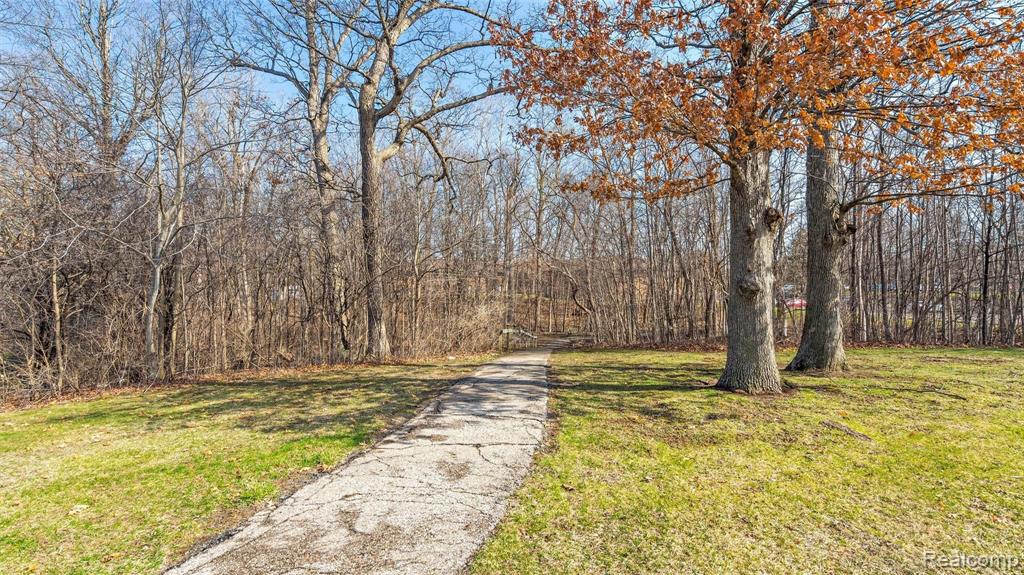 918 Wexford Way Rochester Hills, MI 48307 - Photo 20 of 22