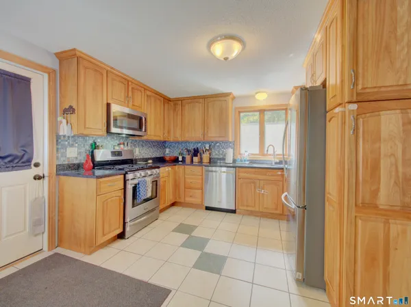 $350,000 | 173 Westford Hill Road, Ashford, CT 06278