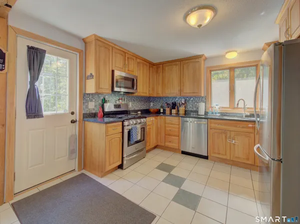 $350,000 | 173 Westford Hill Road, Ashford, CT 06278