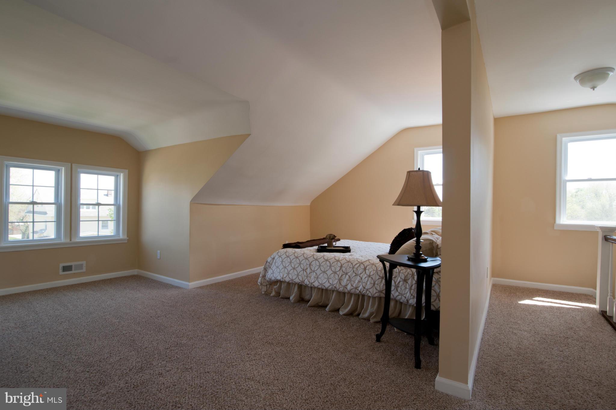 3817 Chatham Road Baltimore, MD 21215 - Photo 18 of 25 Bedroom (Master)