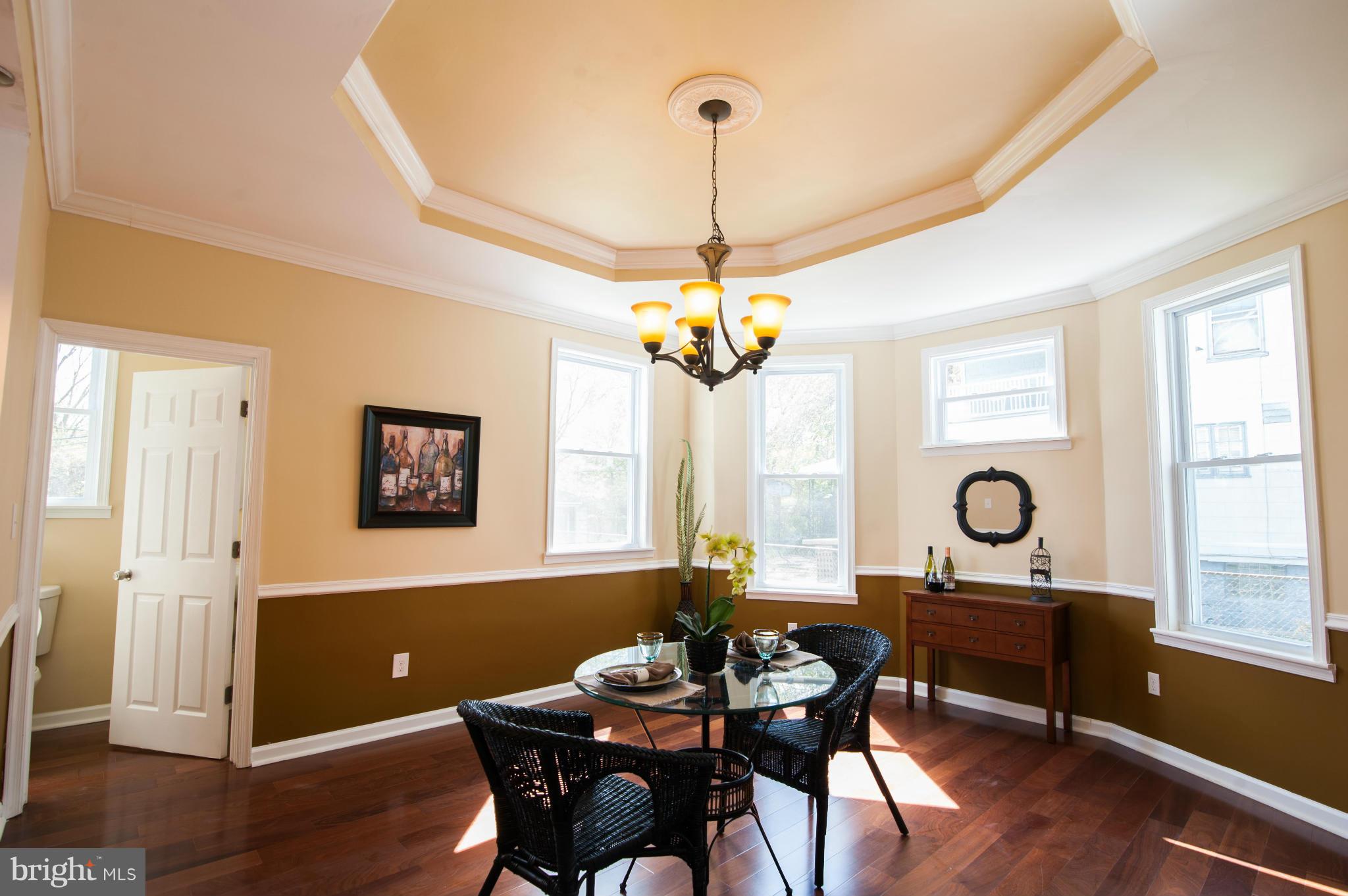 3817 Chatham Road Baltimore, MD 21215 - Photo 6 of 25 Dining Room