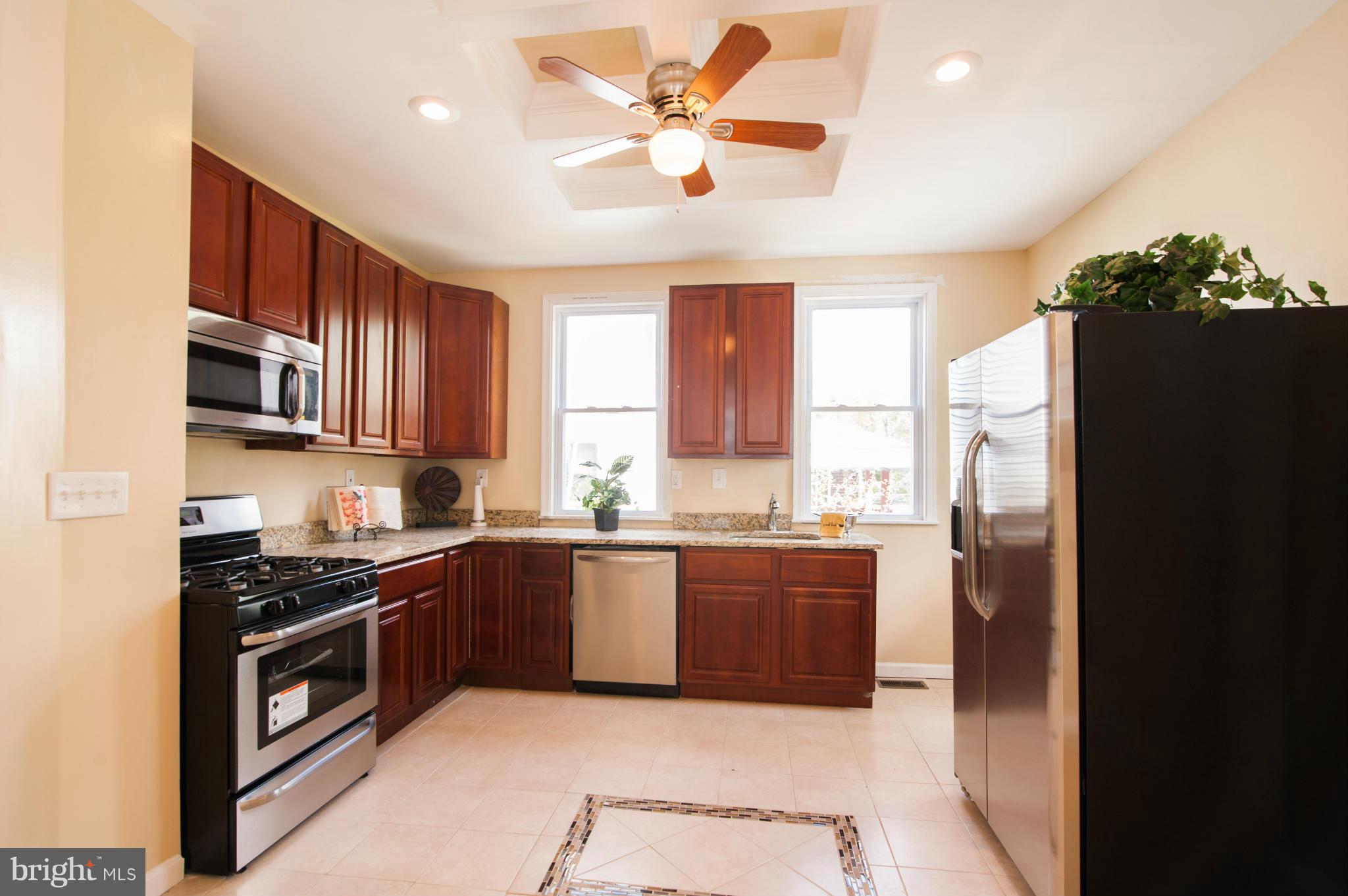 3817 Chatham Road Baltimore, MD 21215 - Photo 9 of 25 Kitchen