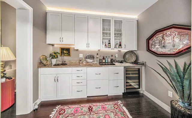 $9,500 | 121 West Kingsley Street, Unit 502, Ann Arbor, MI 48104