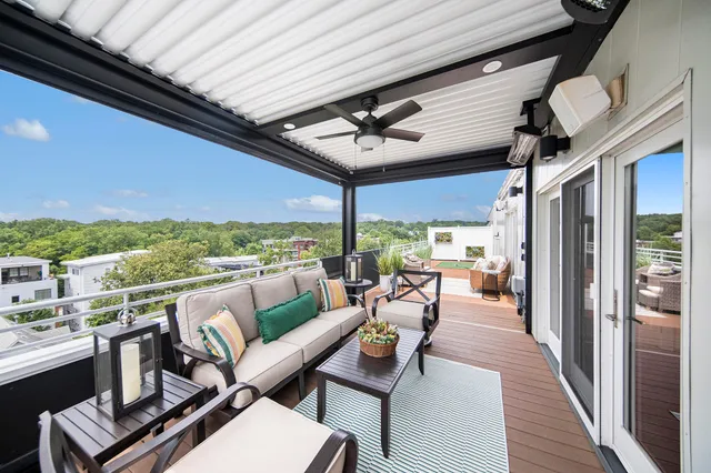 $9,500 | 121 West Kingsley Street, Unit 502, Ann Arbor, MI 48104