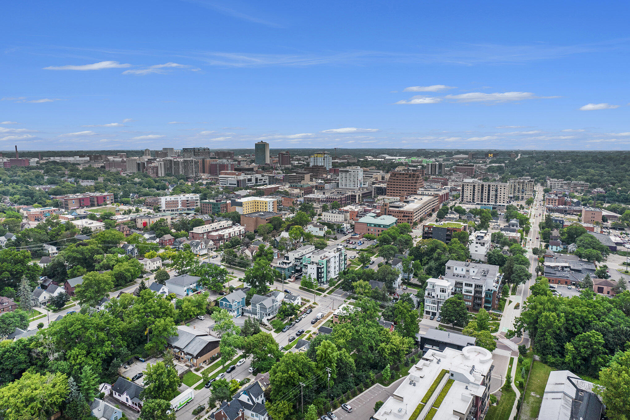 121 West Kingsley Street, Unit 502 Ann Arbor, MI 48104 - Photo 28 of 31 121 Kingsley West #502