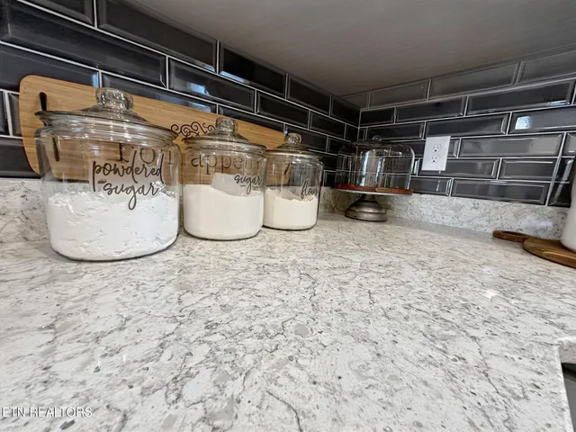 $565,000 | 276 Lochmere Drive, Morristown, TN 37814