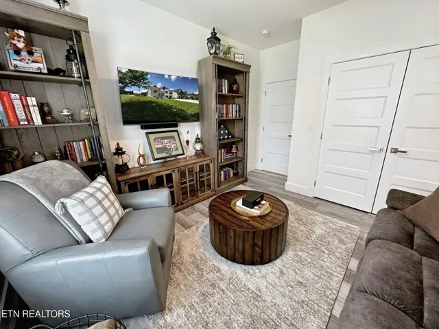 $565,000 | 276 Lochmere Drive, Morristown, TN 37814