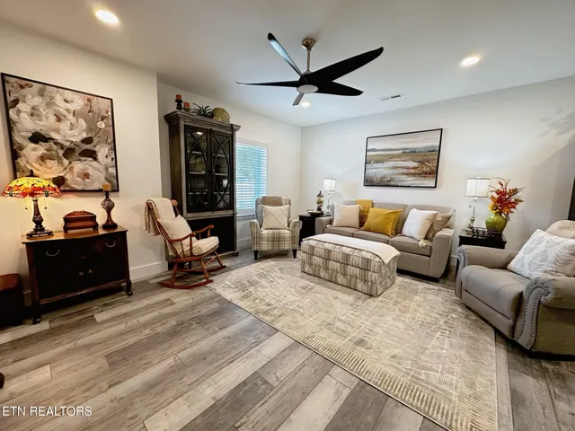 $565,000 | 276 Lochmere Drive, Morristown, TN 37814