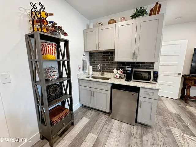 $565,000 | 276 Lochmere Drive, Morristown, TN 37814