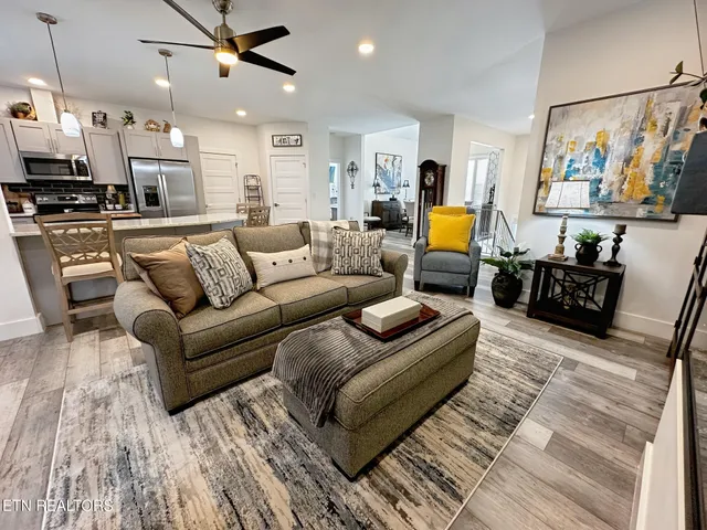 $565,000 | 276 Lochmere Drive, Morristown, TN 37814