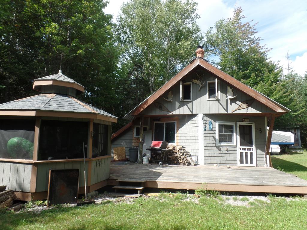 1746 Success Pond Road Gorham, NH 03581 - Photo 2 of 27 Gallery Image 2