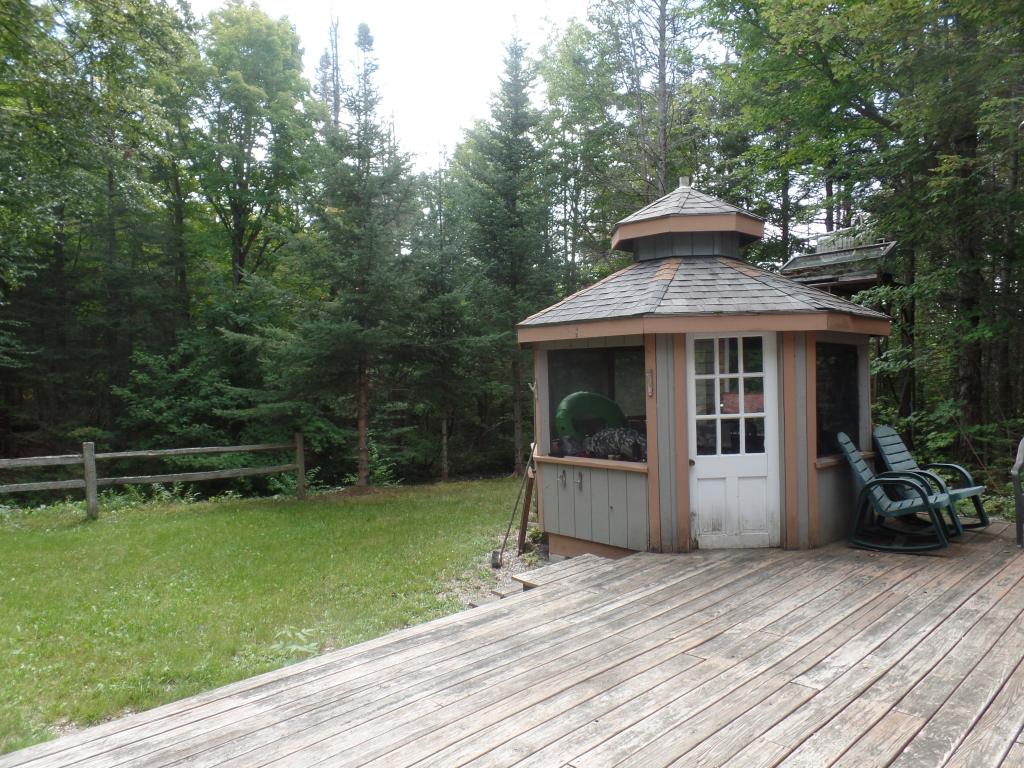 1746 Success Pond Road Gorham, NH 03581 - Photo 18 of 27 Gallery Image 18