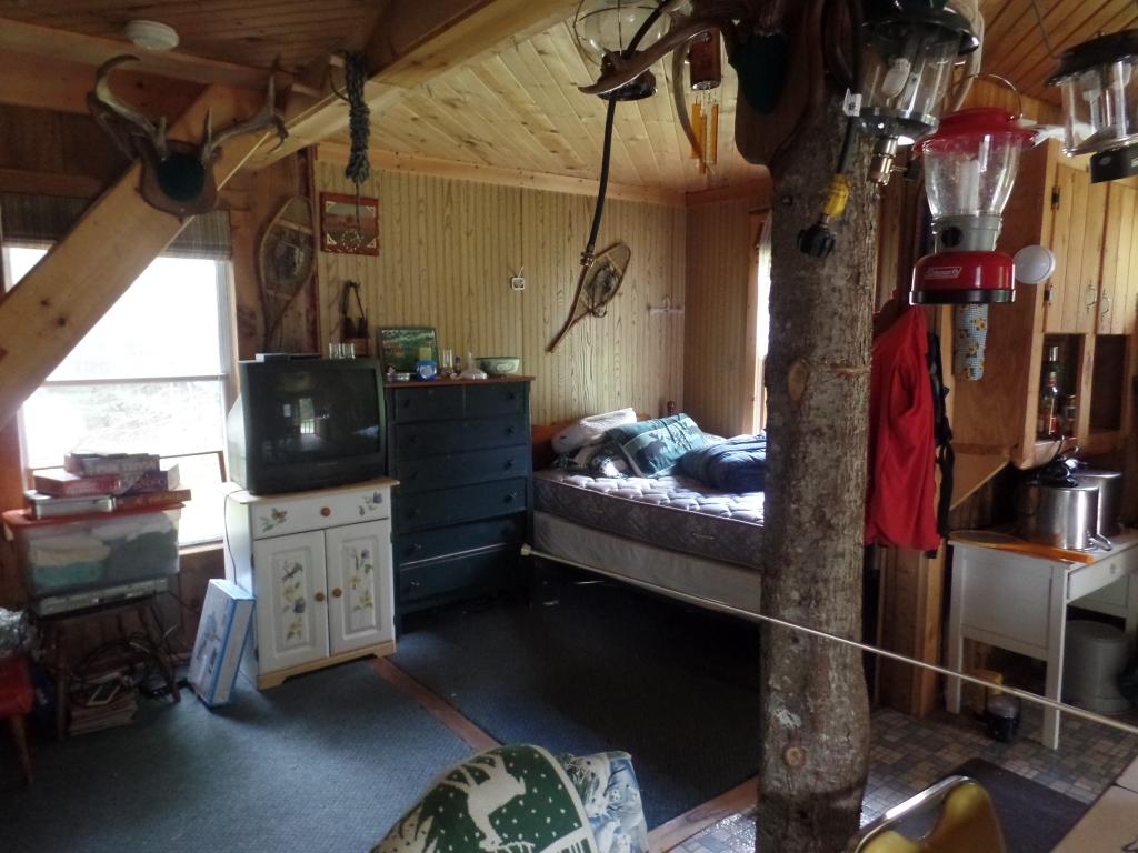 1746 Success Pond Road Gorham, NH 03581 - Photo 10 of 27 Gallery Image 10
