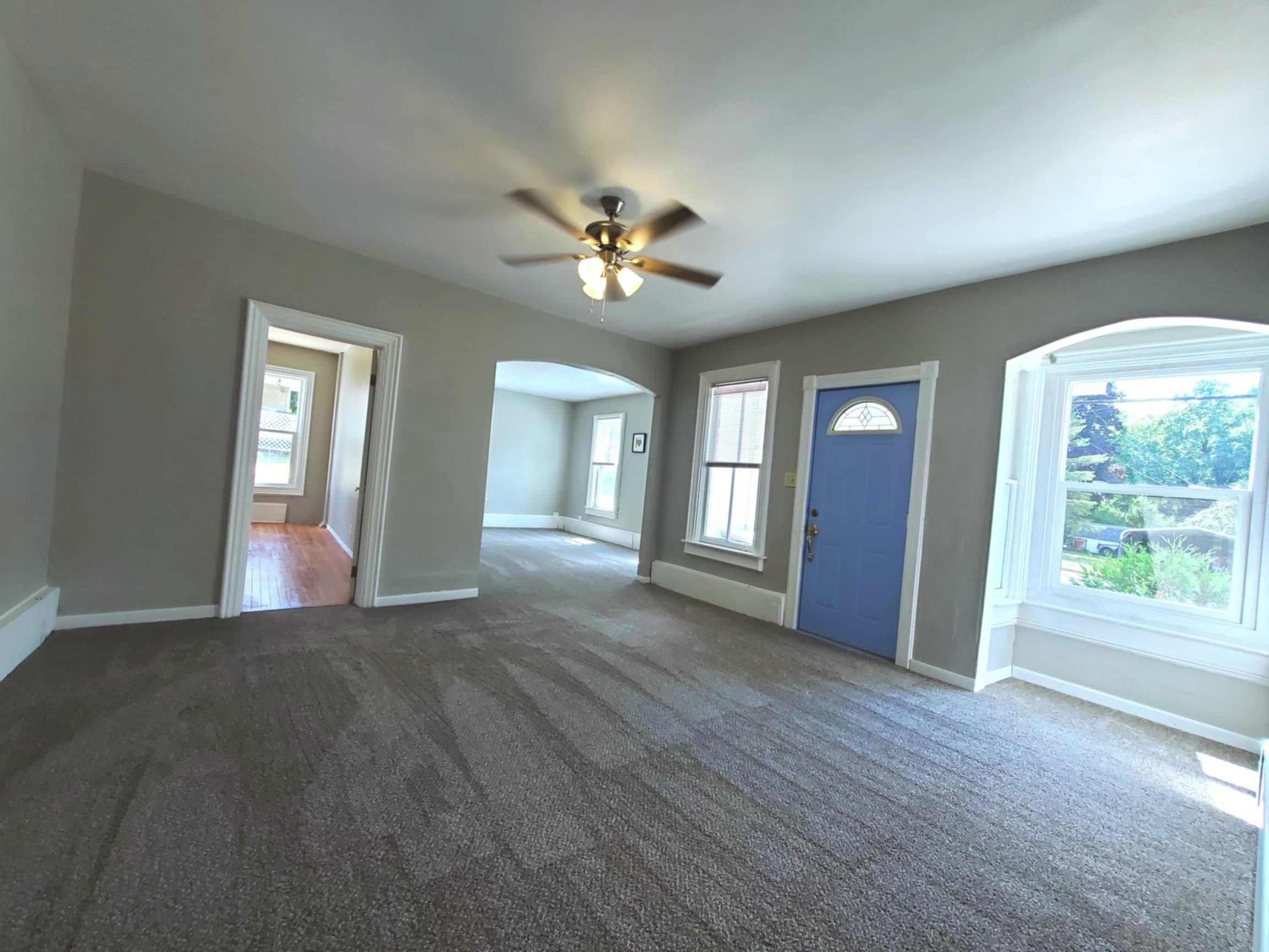 262 North Wisconsin Street Berlin, WI 54923 - Photo 11 of 30