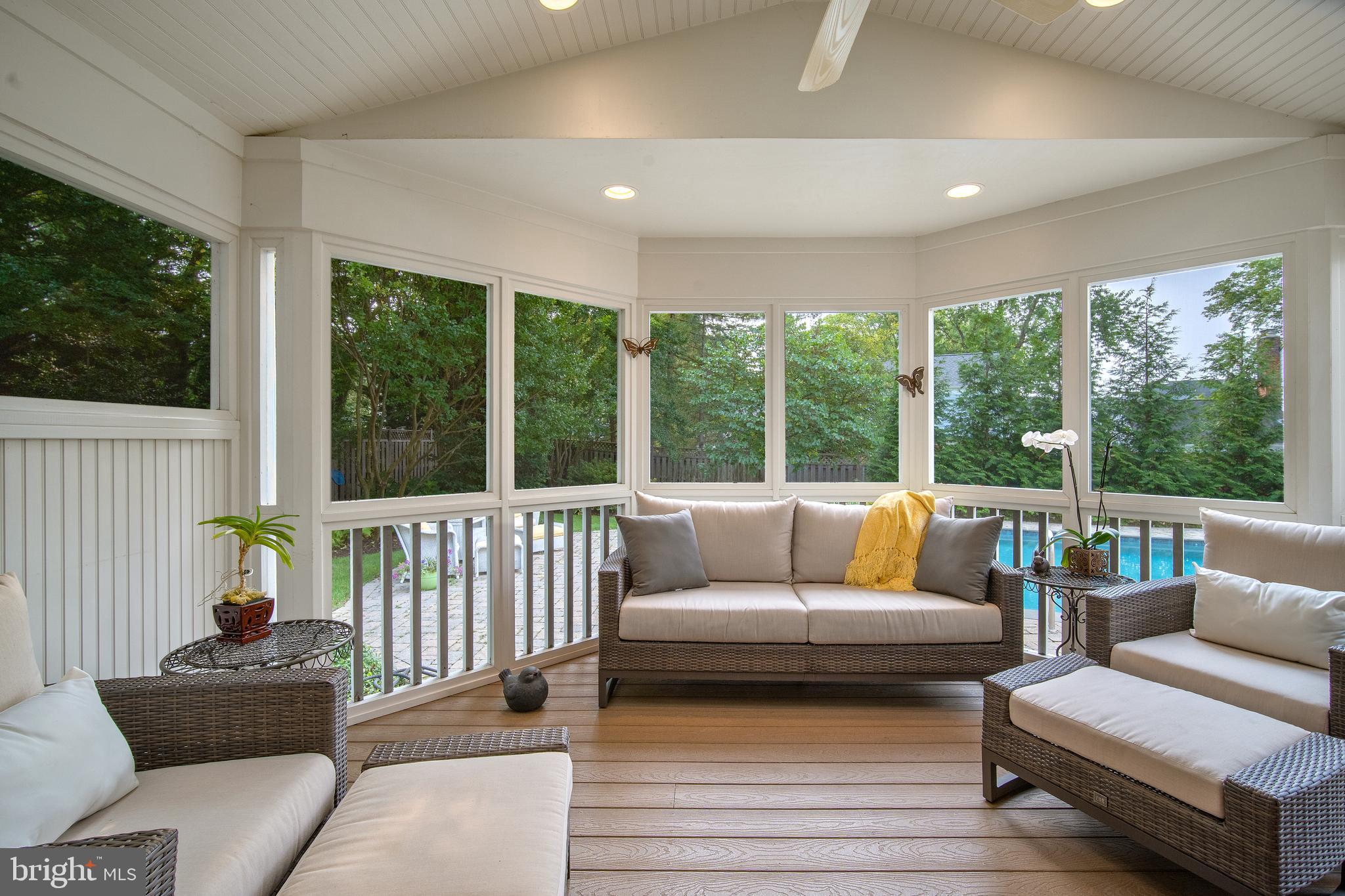 10905 Old Coach Road Potomac, MD 20854 - Photo 10 of 50