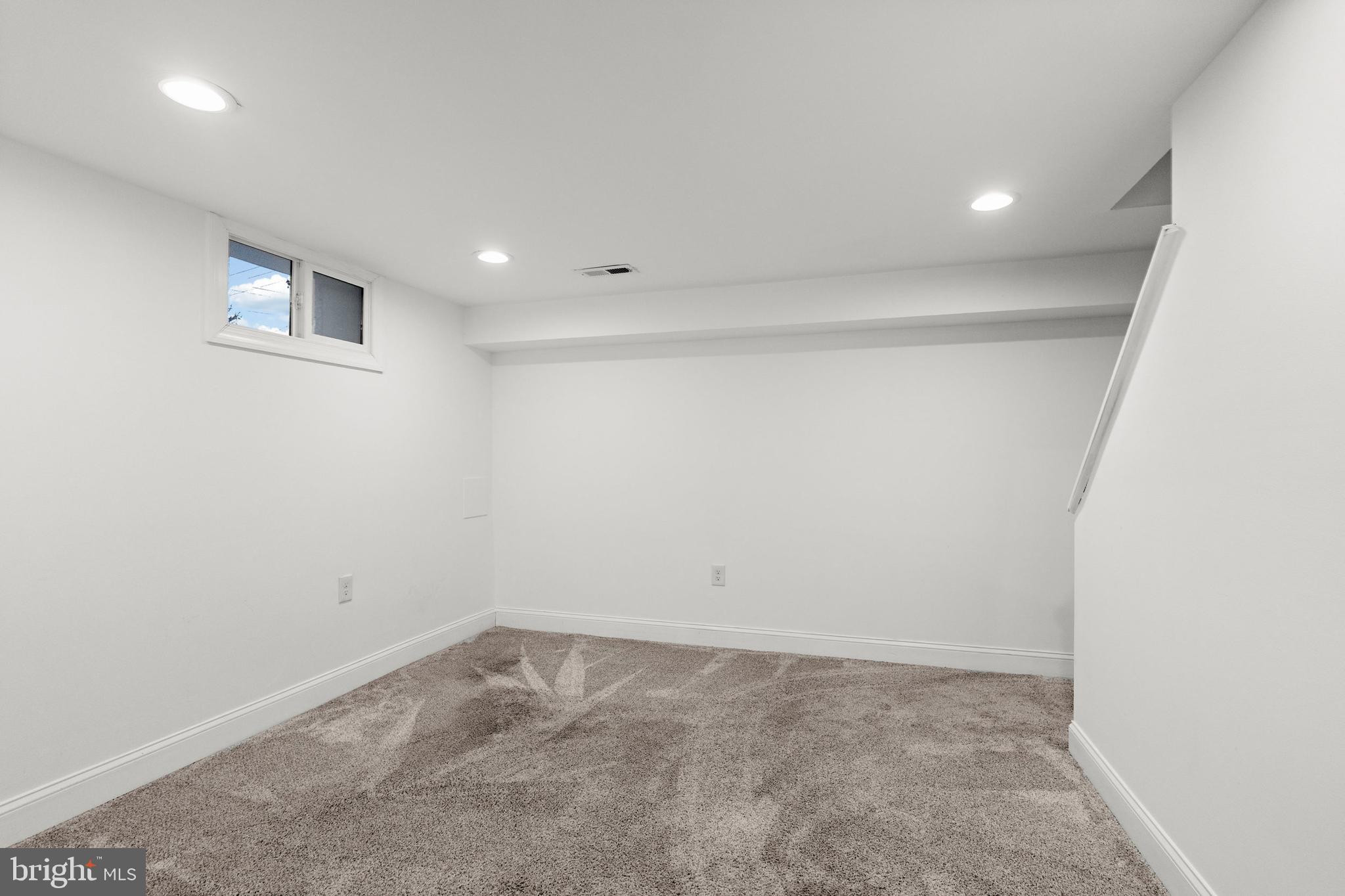 7922 Babikow Road Rosedale, MD 21237 - Photo 16 of 28