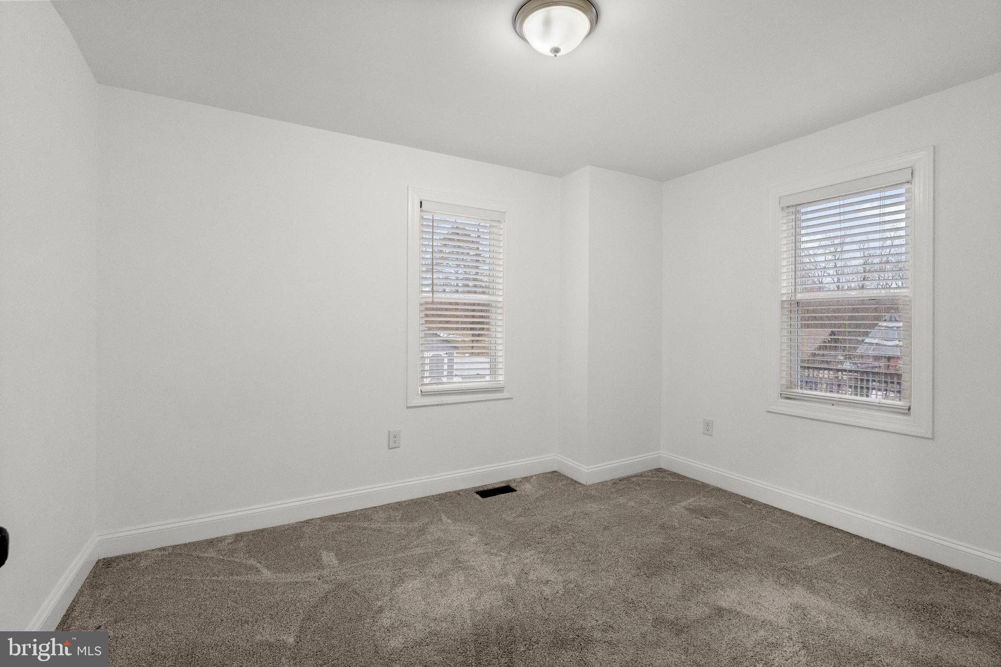 7922 Babikow Road Rosedale, MD 21237 - Photo 19 of 28