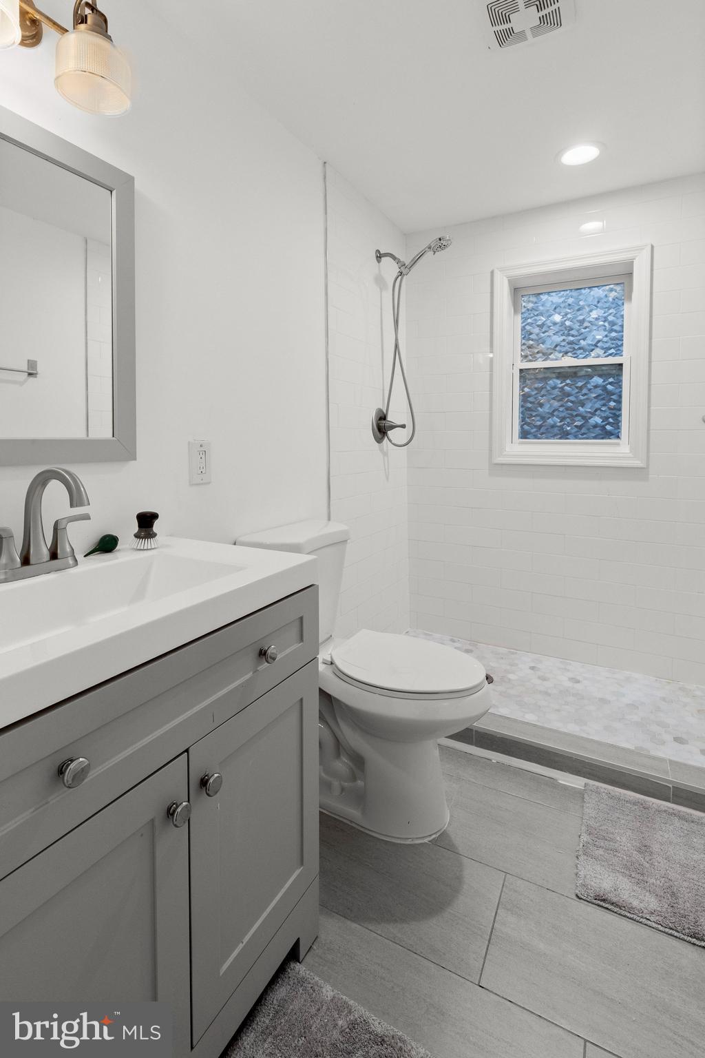 7922 Babikow Road Rosedale, MD 21237 - Photo 23 of 28