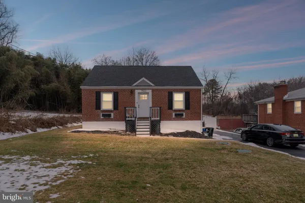 $2,650 | 7922 Babikow Road, Rosedale, MD 21237